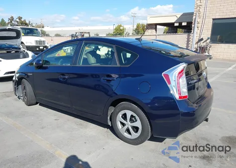 2015 Toyota Prius Three z USA, uszkodzony, nr VIN JTDKN3DU5F0399067